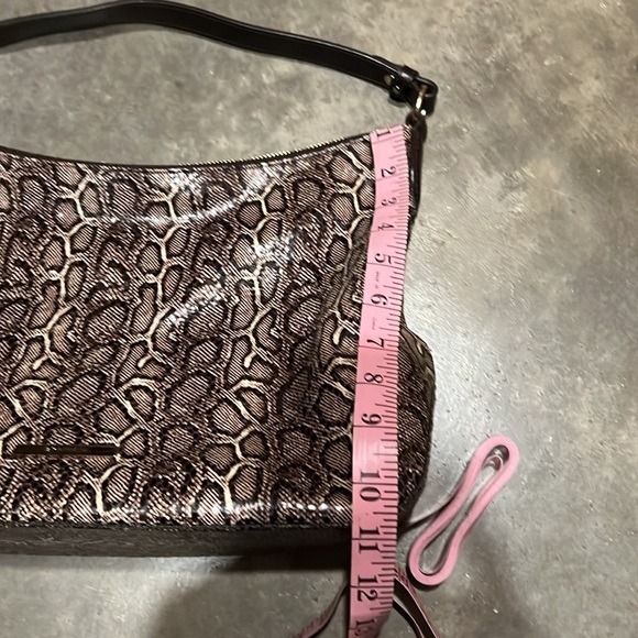 Handbag - Picture 5 of 6